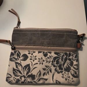 Floral Canvas Wristlet Vintage Look